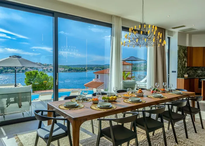 Allina By Interhome Willa Podglavica