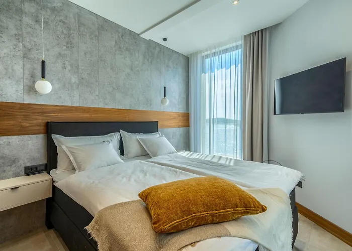 Allina By Interhome * Podglavica